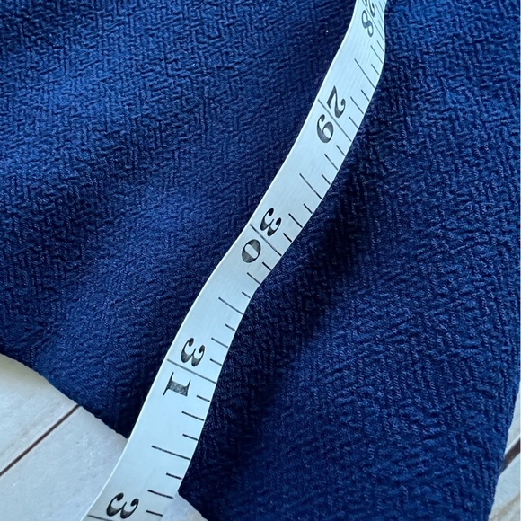 EUC Trina Turk Navy Off the Shoulder Jumpsuit size 0 - Picture 10 of 10